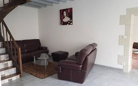 Maison chaleureuse avec parking gratuit sur place